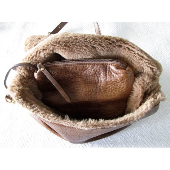 Urban Expressions Tan-Savannah Vegan Purse Reversible /Pouch NWT Gold Adj. Strap - Picture 15 of 16